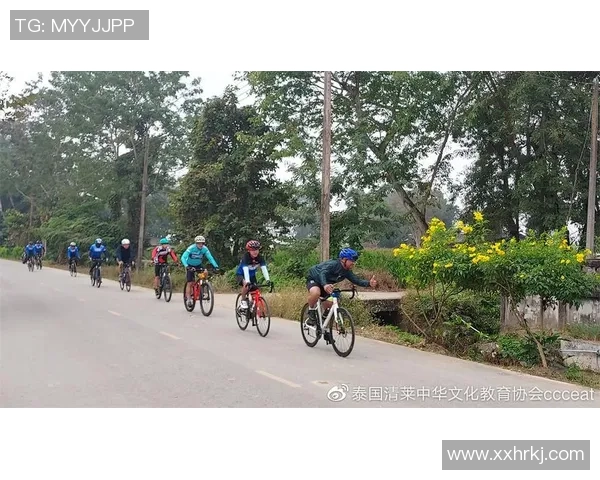 足球明星亲自骑行展现运动魅力与环保理念的完美结合